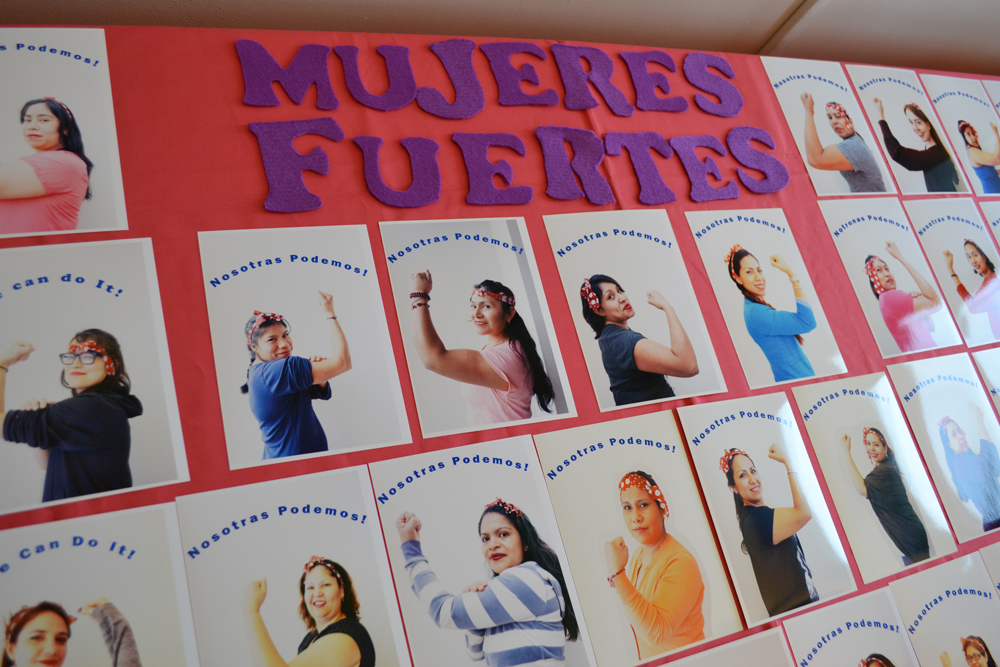 Mujeres Fuertes - Strong Women